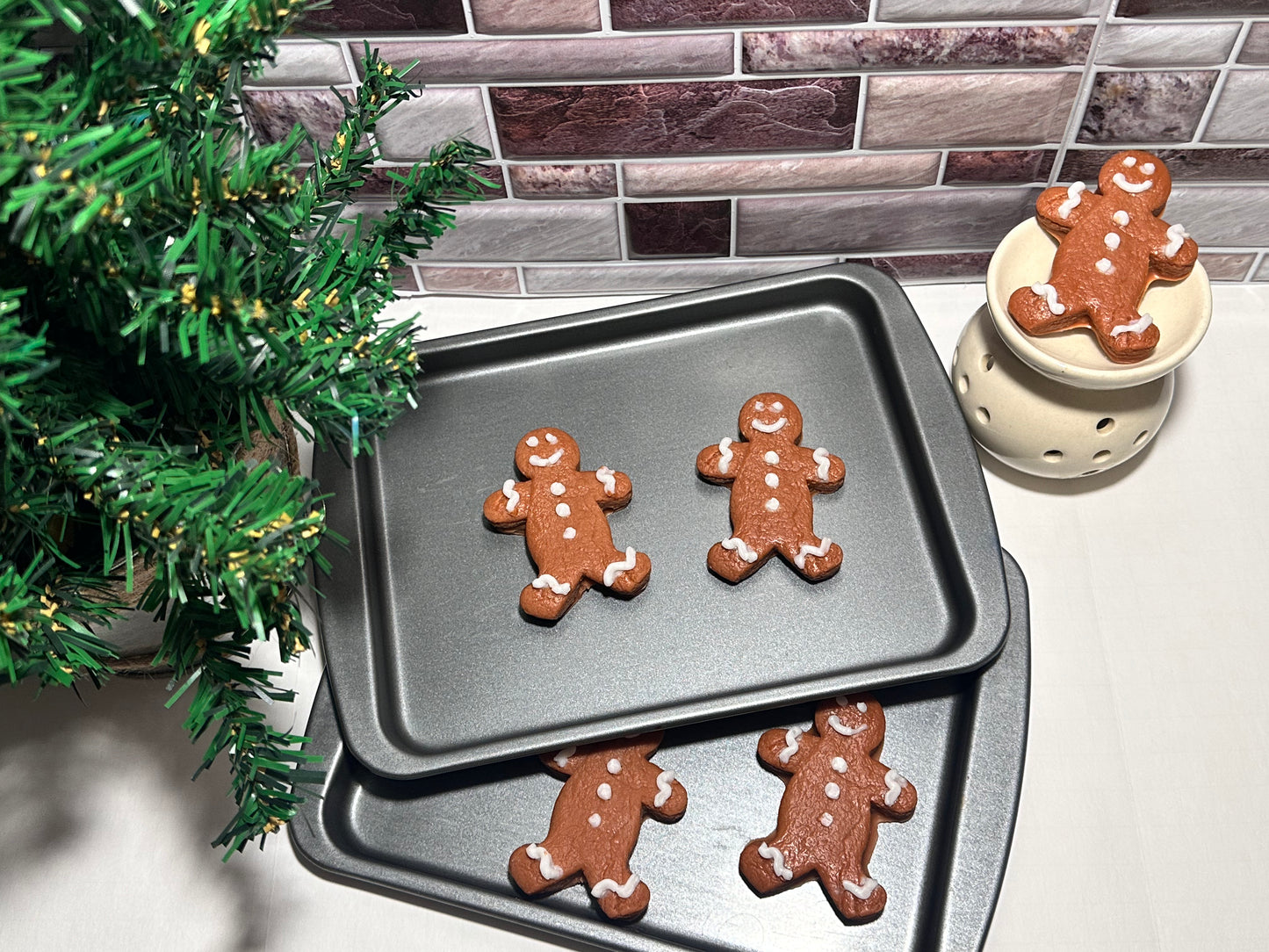 Gingerbread Men Wax Melts